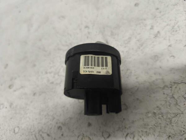 COMMODO PHARE VAG - Vue 3